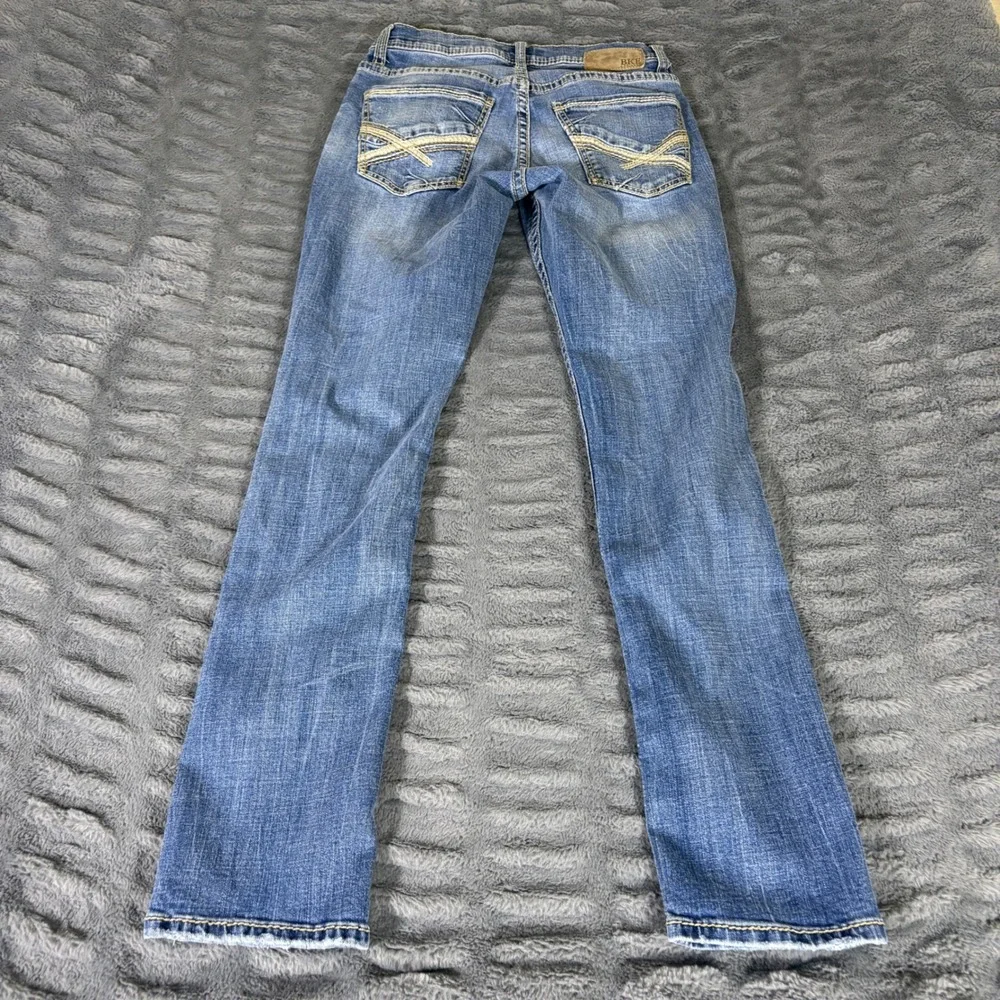 BKE Alec Slim Straight Jeans Mens 28x32 Medium Wash Blue Embroidered Denim AR817